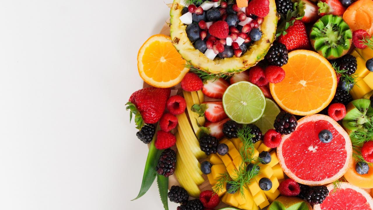 close up on sliced fruit