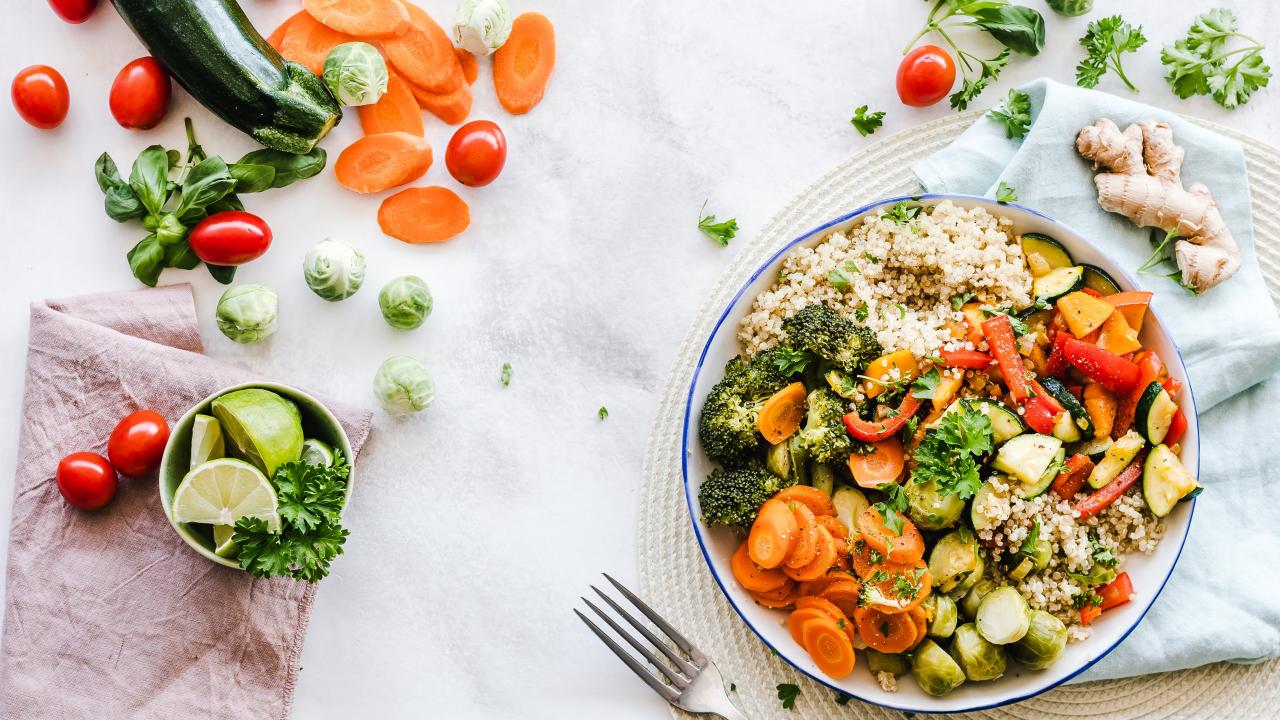 Photo by Ella Olsson from Pexels close up of a meal with vegetables